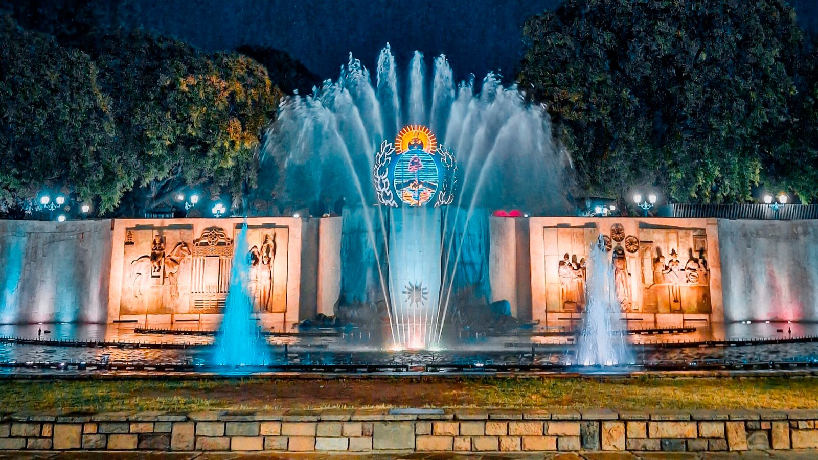 Plaza independencia Mendoza Vendimia